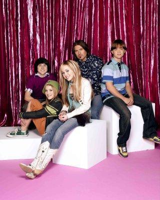 Hannah_Montana_1252249465_1_2006 - CLUB MILEY