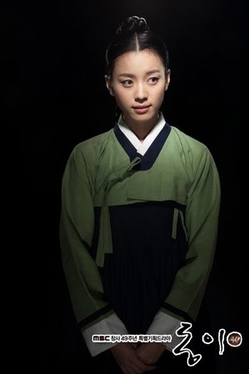 dong yi4 - Dong-yi-Han Hyo Joo