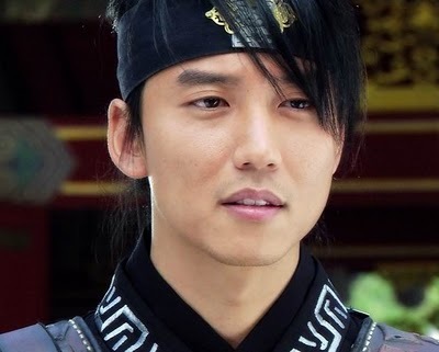Kim Nam Gil
