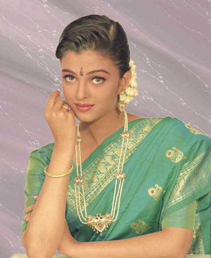 aishwaryaraiphoto19 - Aishwarya Ray