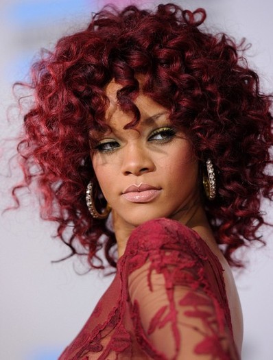 Rihanna 2010 American Music Awards Arrivals 4TV1UJF3f04l; 2010
