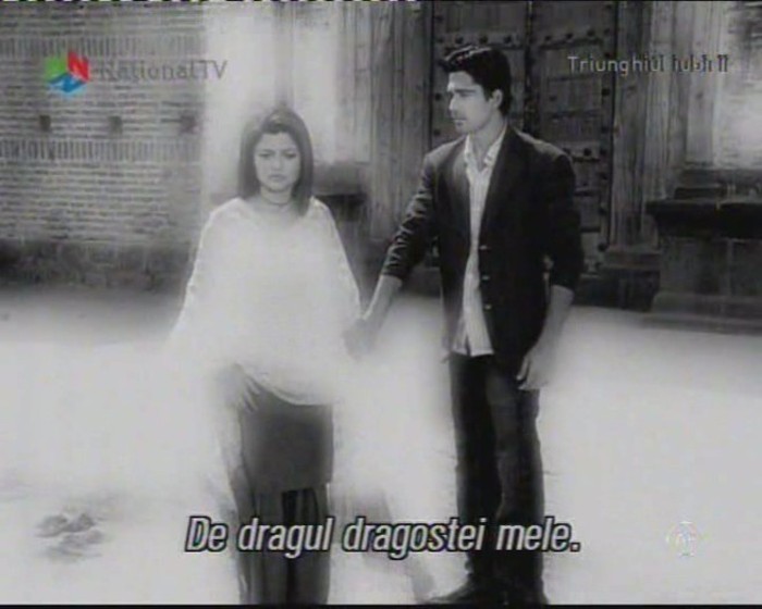13395506_BGAYQQJLO - xxTriunghiul iubirii-capturi episodul 27xx