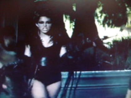 cant be tamed 18