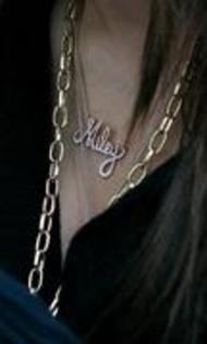 colier miley - album pentru miley 30 nr 3