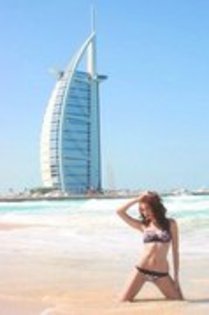 Next Top Model in Dubai Roxana