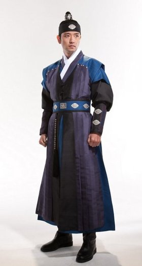 26544_347008112675_175636852675_4046398_3762104_n