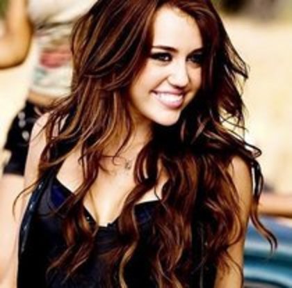 34098443_UQXQXBFMO - poze cu miley cyrus de la roxxn