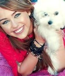 iley miles - poze cu miley cyrus de la roxxn