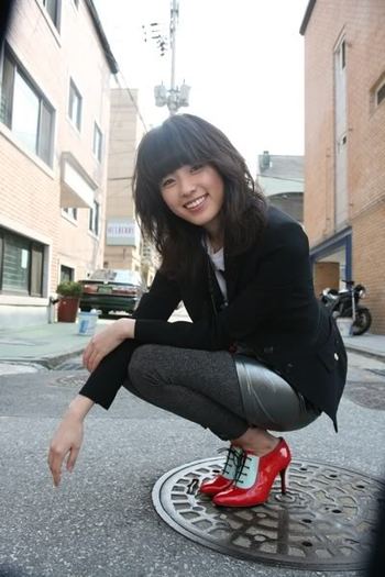 img50723703vs1 - a---han hyo joo---a