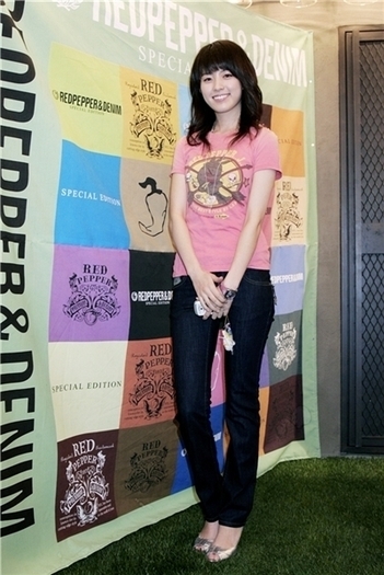 18394080_AADDMDWDH - a---han hyo joo---a