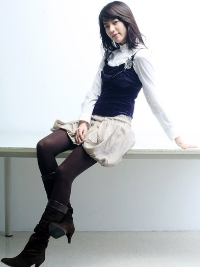tut - a---han hyo joo---a