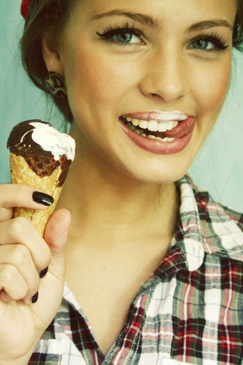 tumblr_l97dpd2hNm1qdrrxao1_500_large[1]
