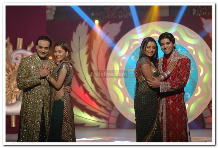 bidaai-sara-parul-kinshuk-angad