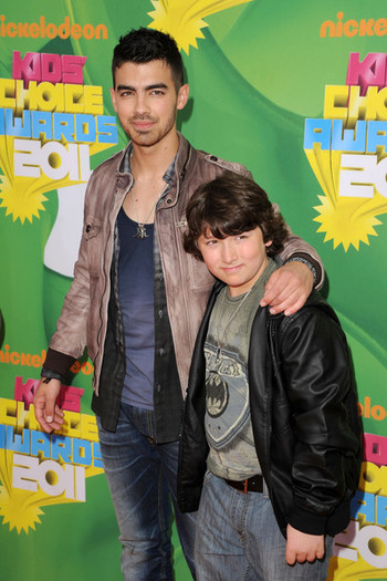 Joe+Jonas+Nickelodeon+24th+Annual+Kids+Choice+nQKLL7dETzZl - Nickelodeon s 24th Annual Kids Choice Awards - Arrivals