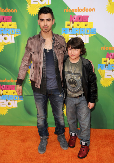 Joe+Jonas+Nickelodeon+24th+Annual+Kids+Choice+v9bZU3X9MqDl - Nickelodeon s 24th Annual Kids Choice Awards - Arrivals