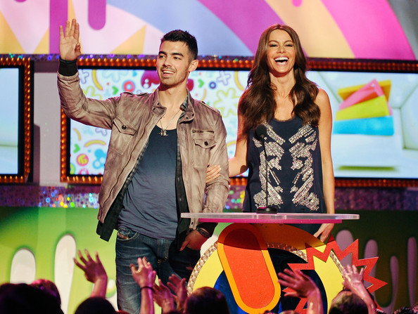 Joe+Jonas+Nickelodeon+24th+Annual+Kids+Choice+dZzyG9e1M9jl - Nickelodeon s 24th Annual Kids Choice Awards - Show