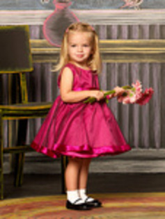 funclub68688_250_150 - g25 Good Luck Charlie Bafta Charlie g25