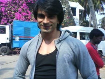 154334_176973465652063_136333143049429_663439_2067480_n