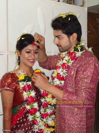 Gurmeet Choudhary and Debina Bonnerjee Wedding 7 - Mai MULTE