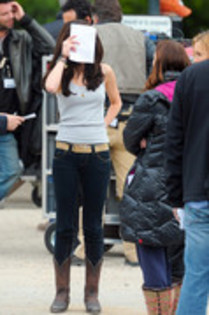 Selena Gomez - stars on the set of monte carlo