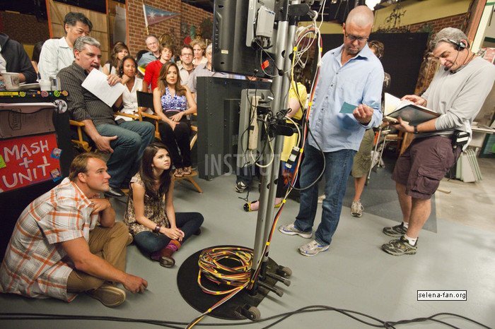 Selena Gomez - Season4 Backstage Selena Forever Young