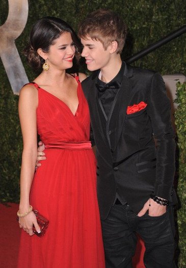 Selena Gomez si Justin Bieber