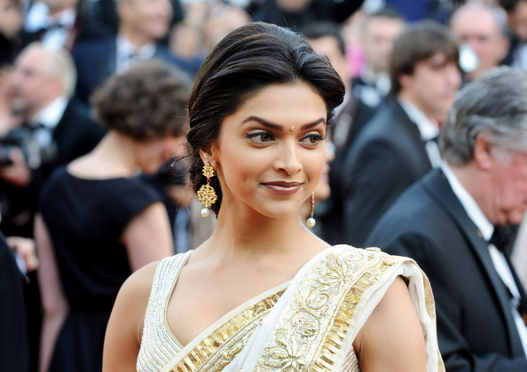 Deepika+Padukone+63rd+Annual+Cannes+Film+Festival+NzMGa5A6tH3l