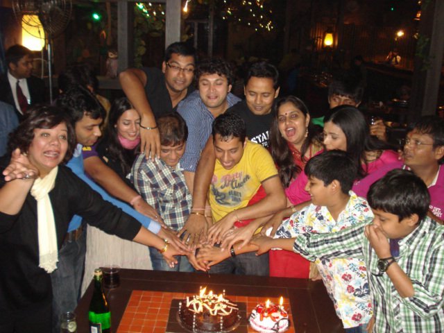 165589_1641445469638_1041857578_31403259_8002494_n