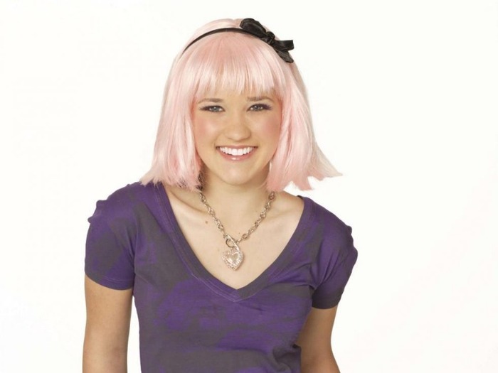 Emily_Osment_1262716624_1
