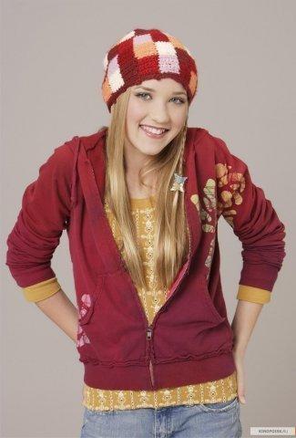 Emily_Osment_1262723256_3