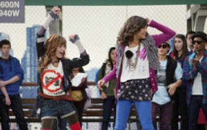 Shake It Up (10) - Shake it up