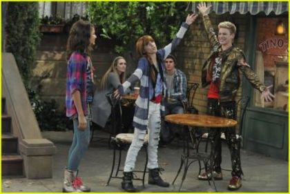 normal_001 - 0   Shake It Up Episode 14-Hot Mess It Up 0