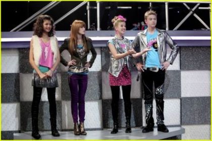 normal_004 - 0   Shake It Up Episode 14-Hot Mess It Up 0