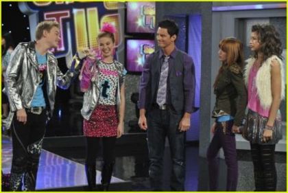 normal_009 - 0   Shake It Up Episode 14-Hot Mess It Up 0