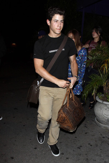 Joe+Jonas+Joe+Nick+Jonas+Leave+Pinz+Bowling+xD57UmN7hYLl - Joe and Nick Jonas Leave the Pinz Bowling Alley