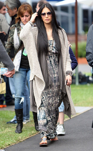 Nicole+Scherzinger+Celebs+2011+Grand+Prix+7ZECxyOS-PMl - Nicole Scherzinger