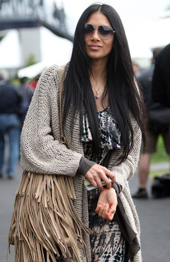 Nicole+Scherzinger+Celebs+2011+Grand+Prix+hP7gLZeVJWvl