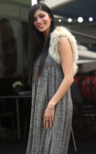 Nicole+Scherzinger+Celebs+2011+Grand+Prix+NM0175TcXsFl - Nicole Scherzinger