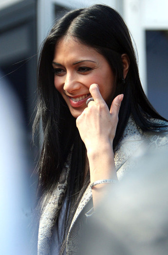 Nicole+Scherzinger+Celebs+Watching+2011+Grand+qH0v_7E1Ms6l - Nicole Scherzinger