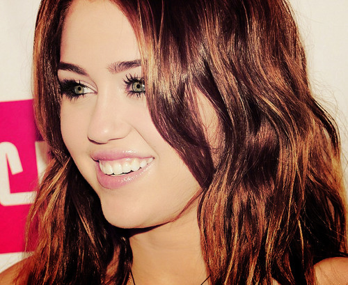 tumblr_liil1y5nAY1qa3rujo1_500