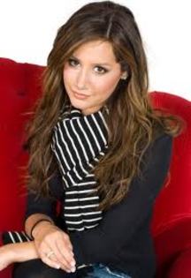 spspspsp - cateva pozute cu ashley tisdale