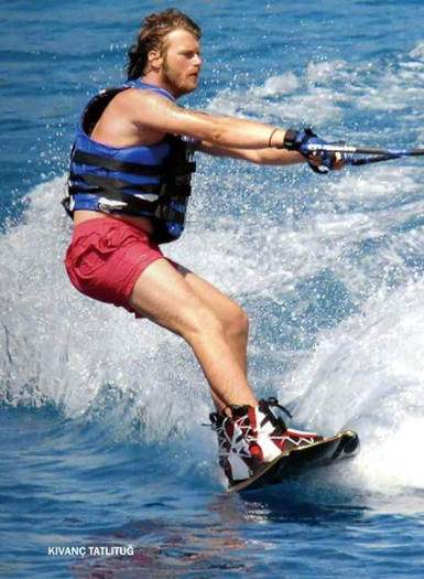 K-van-Tatl-tu-kivanc-tatlitug-9236994-623-847