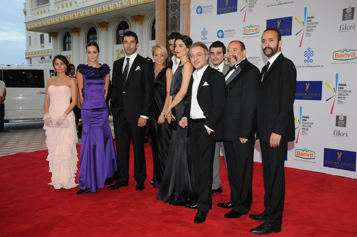 37934_437161924533_125779499533_5882417_3695231_n