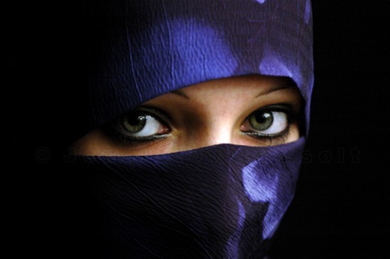 k-eyes-I-likey-Kobiety-Faces-and-Eyes-arabic-eyes-face-faces-tags-woman-women-eye-beautiful-2-pasion - Ochi3