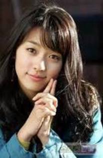 han hyo joo - Locul 2 Concursul Dong yi