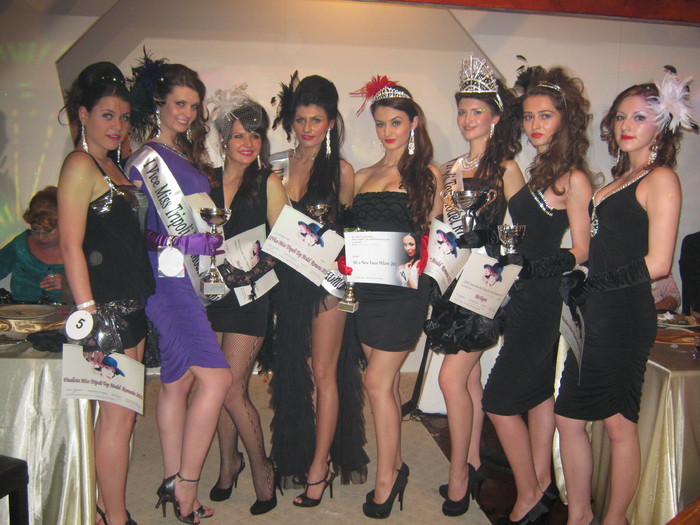 ROXANA CRAI, DANIELA BERZOI,GEANINA VESA,MONICA SAFTOIU, MIHAELA SAGAU; Printul Andrei Ratiu a organizat concursul MISS TRIPOLI TOP MODEL ROMANIA 2011
