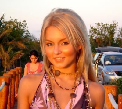 217641_prof - Angelique Boyer