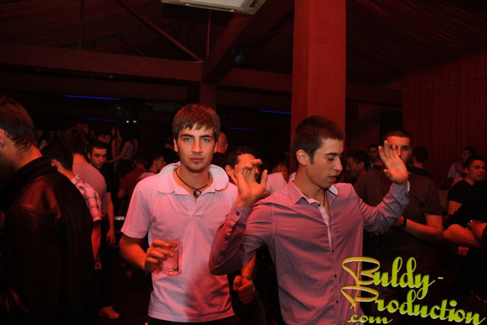 fire club 124 - Fire Club - 8 aprilie a2