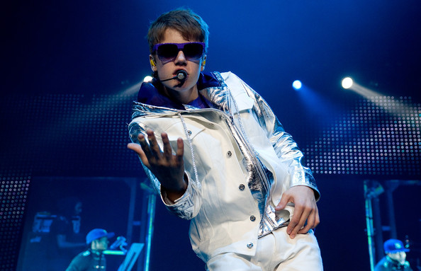 Justin+Bieber+Justin+Bieber+Performs+Concert+tUUecat4VgSl