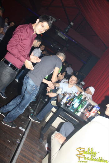 fire club 305 - Fire Club - 8 aprilie a3